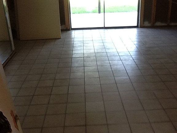 4th image of 234 Shoreline Dr