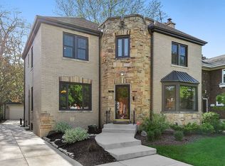 16 Wisner St, Park Ridge, IL 60068