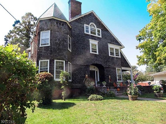 4th image of 322 W Emerson Ave