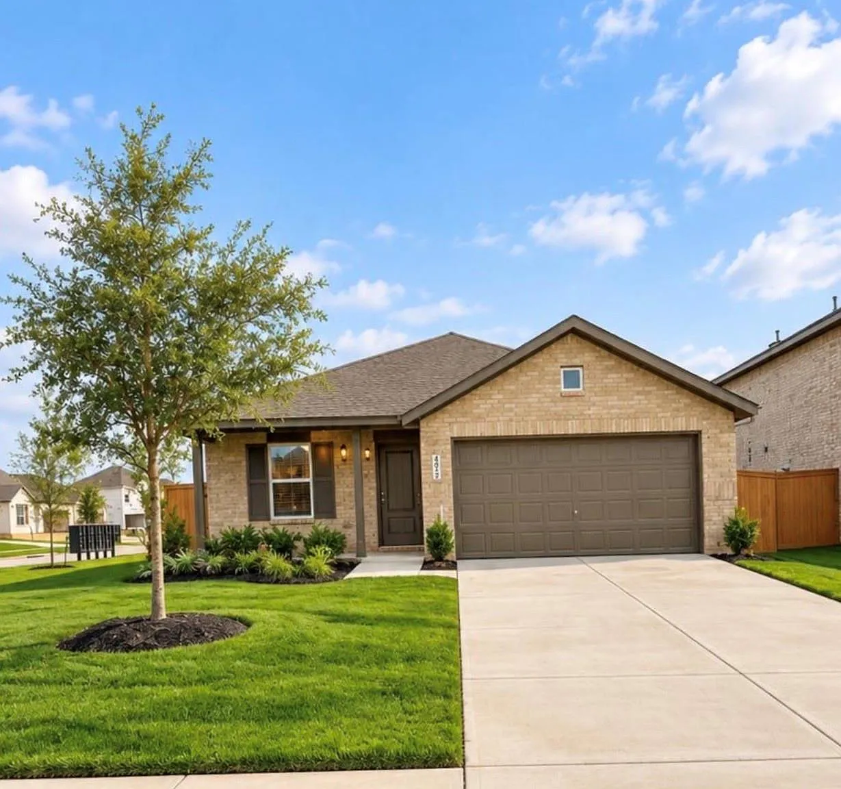 4 bed, 2.0 bath, 1920 sqft, $2,300 — Photo 1
