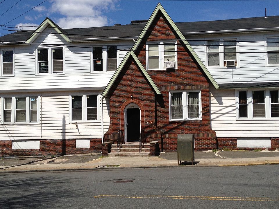 1st image of 90 Rosehill Pl APT 2