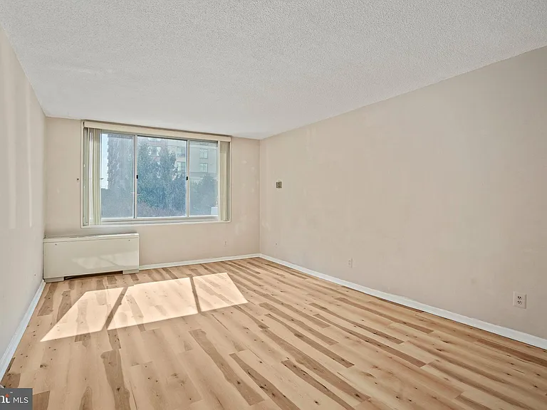 11801 Rockville Pike #207 — Photo 14