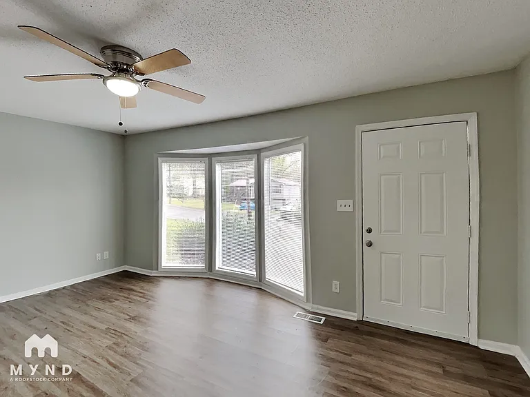 6500 Kathy Cir — Photo 5