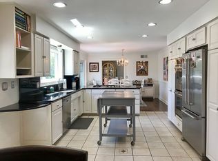 4141 Wendell Rd, West Bloomfield, MI 48323