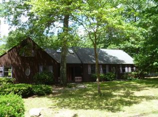 14 Silver St, Monson, MA 01057