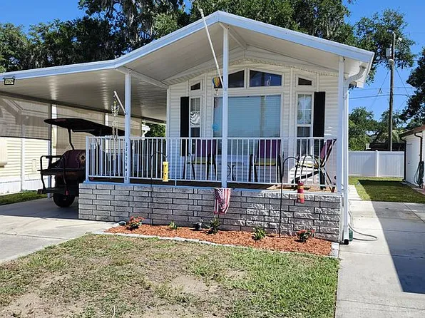 37629 Elder Ln, Zephyrhills, FL 33541