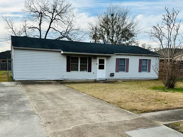 819 Fairmont Ln, Lafayette, LA 70501