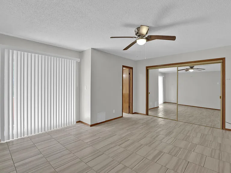730 N Resler Dr #B — Photo 39