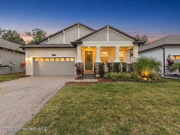 3rd image of 19432 Forest Garden Ct