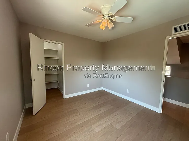 13106 Knotty Pine St — Photo 31
