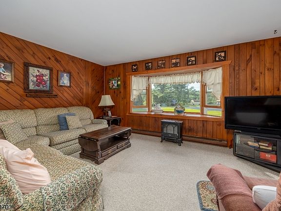 5th image of 3 Sawmill Rd
