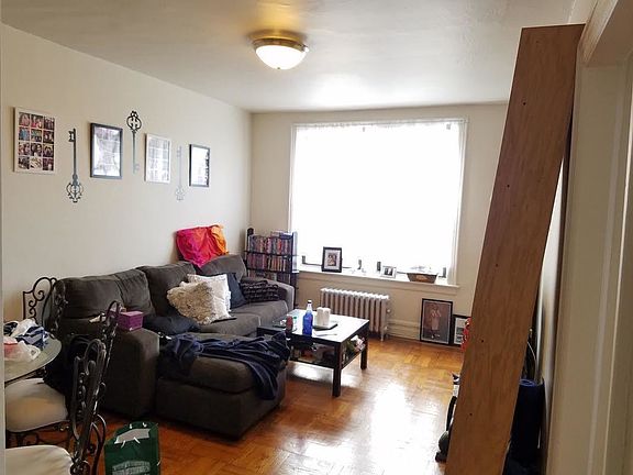 3rd image of 2460 32nd St APT 5B