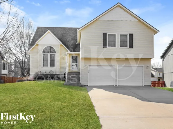 17265 W 156th Ter, Olathe, KS 66062