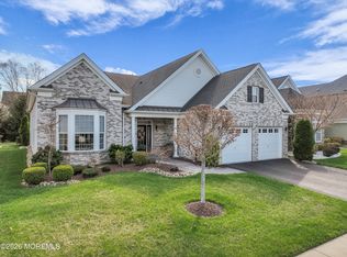 72 Masters Dr, Monroe Township, NJ 08831
