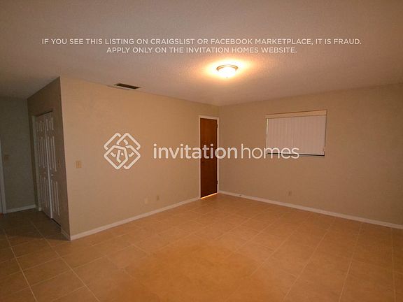 4th image of 821 W River Oak Dr