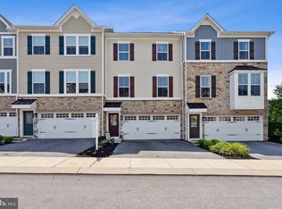 1165 Rosecroft Ln, York, PA 17403