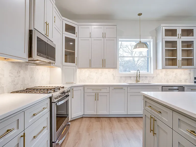 2705 Gordon Ave — Photo 11