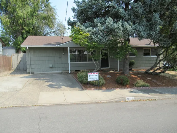 903 Cunningham Ln S, Salem, OR 97302