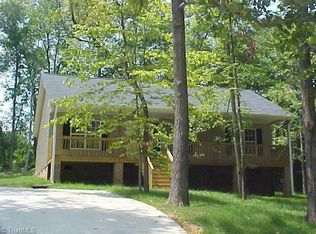 237 Westwood Ave, Thomasville, NC 27360