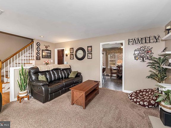 5th image of 3612 Schoolhouse Ln