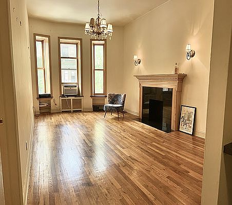 1st image of 25 W 70th St APT 2B