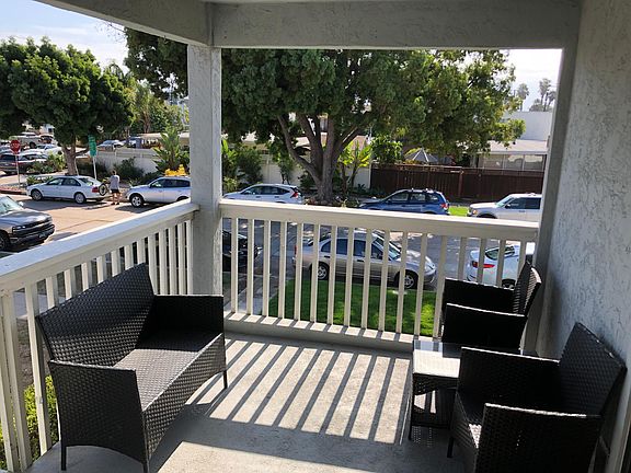 4th image of 1-4265 Fanuel St #1