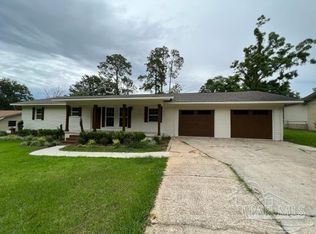 205 Diamond Ave, Atmore, AL 36502