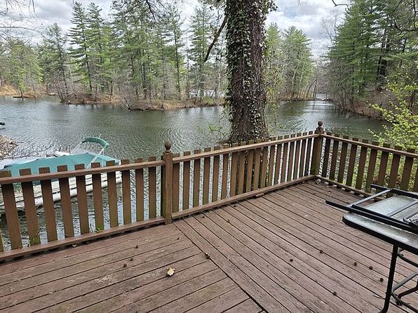 108 Fawn Ln