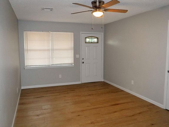 2nd image of 2505 Trigg Dr