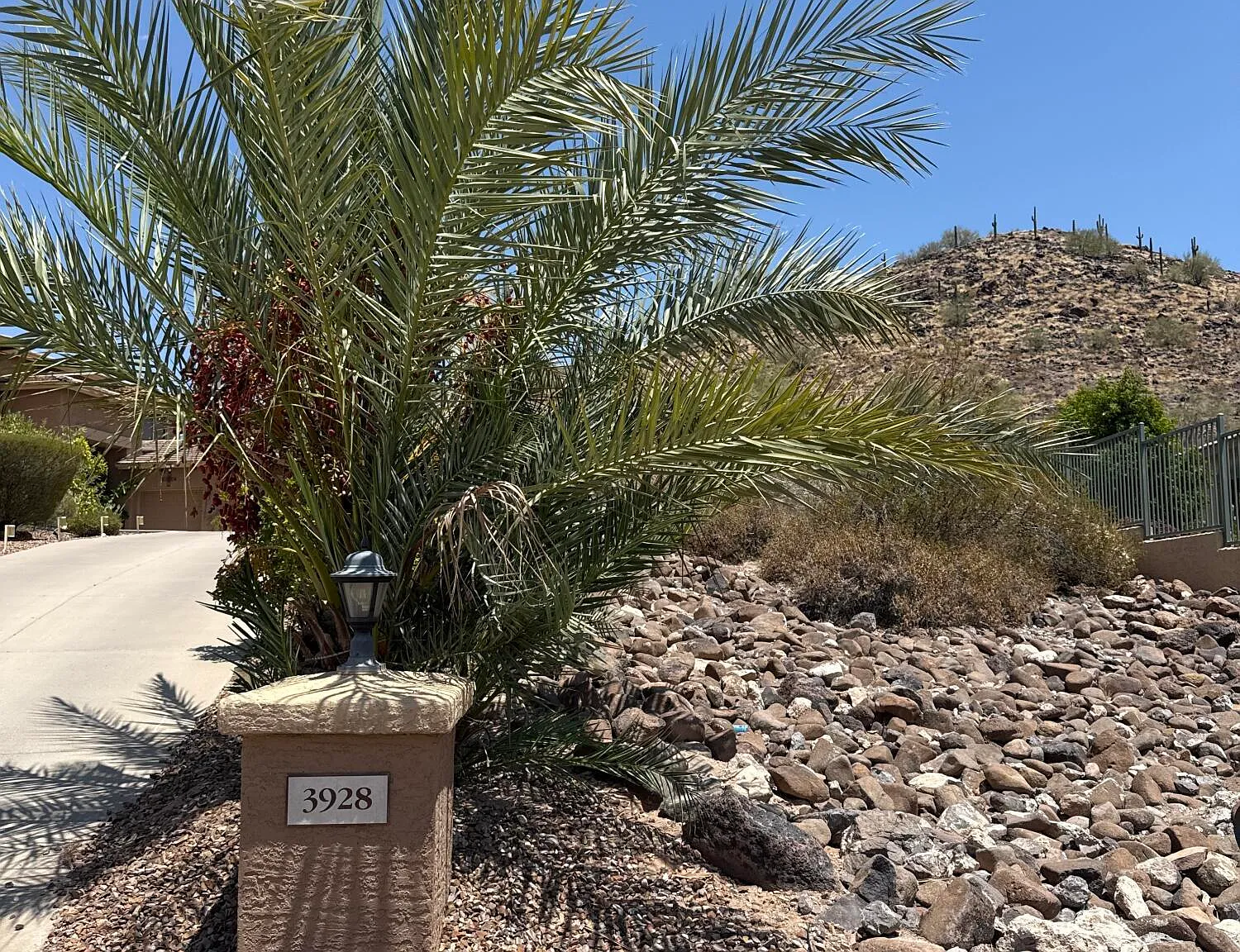 5 bed, 3.5 bath, 3482 sqft, $5,700 — Photo 4