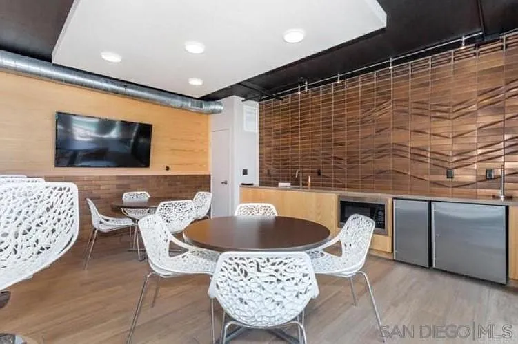 1240 India St #1003 — Photo 38