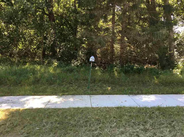 442 Kassander Way, Oregon, WI 53575