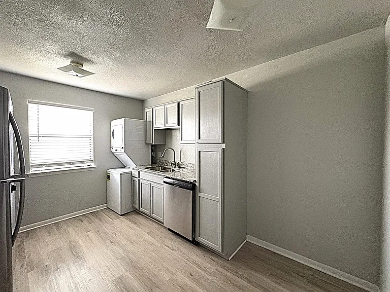 305 Northern Dove Ln #A — Photo 4