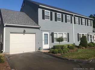 2 Thelbridge St #2, Madison, CT 06443