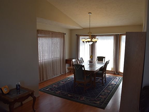5th image of 3822 S Loretta Dr