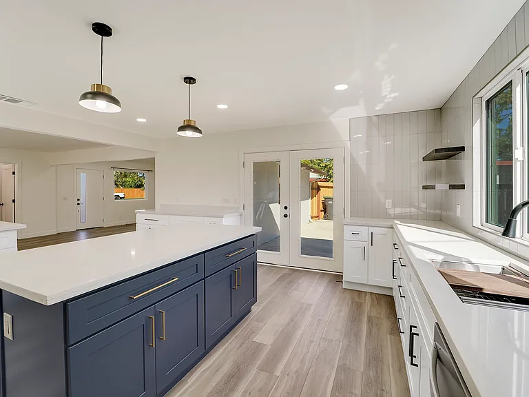 1502 Coolidge St — Photo 16