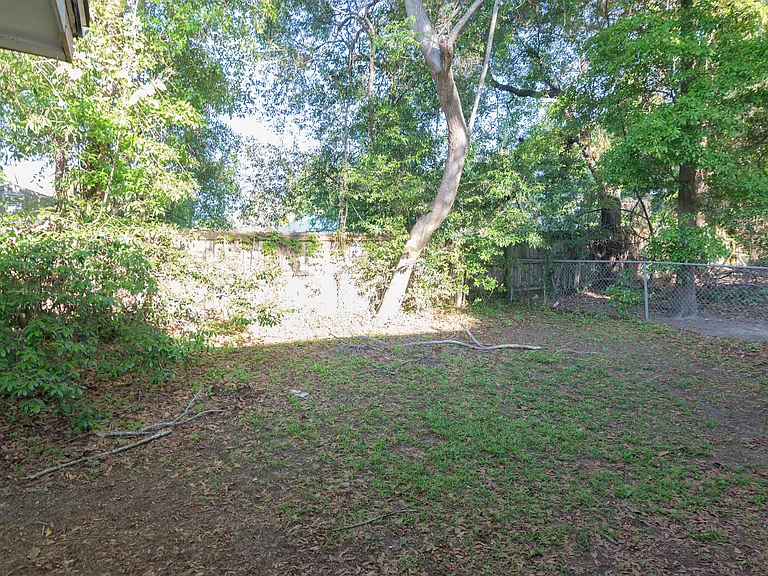 3216 Jim Lee Rd #8-B — Photo 13