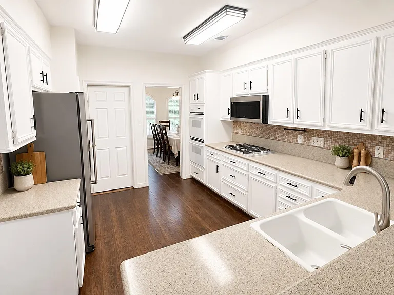 2123 Shadow Park Dr — Photo 4