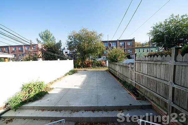 Rented by Sterling Realty Solution Inc | media 11