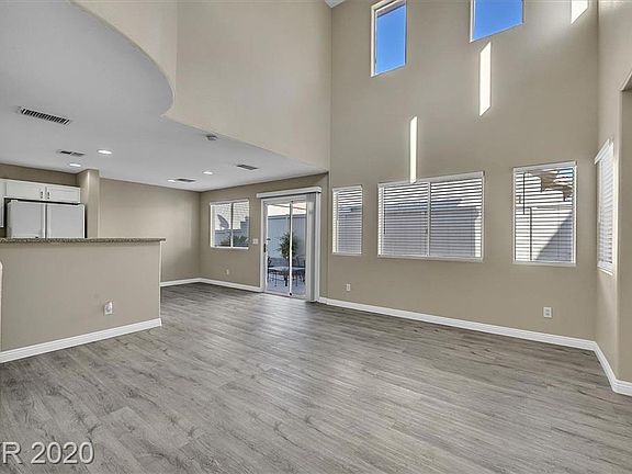 2nd image of 958 Cantabria Heights Ave