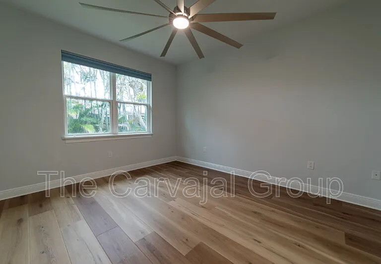 1017 Steven Patrick Ave — Photo 20