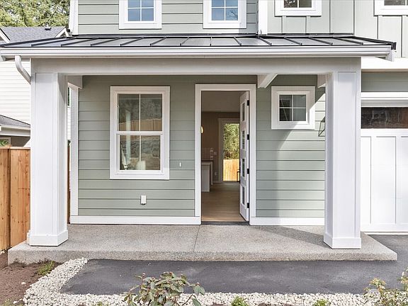 3rd image of 3502 Alaska Road #B