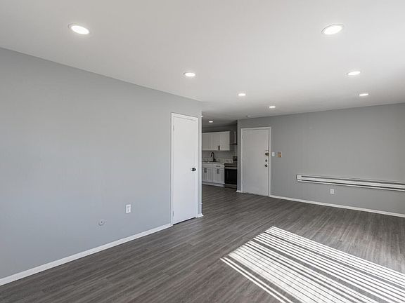 5th image of 1014 Bullock Ave #24B