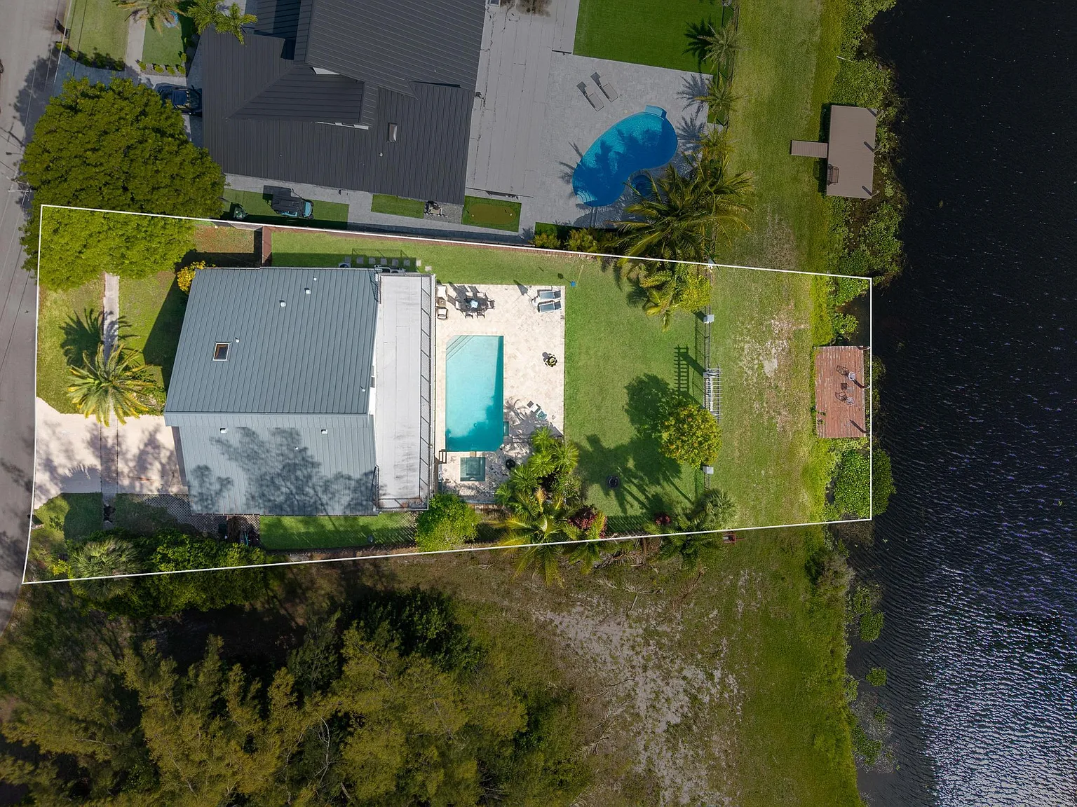 4 bed, 3.0 bath, 2935 sqft, $11,000 — Photo 4