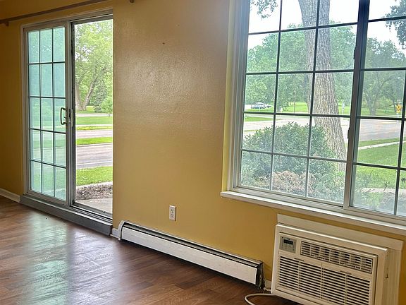 4th image of 2162 Allen Blvd APT 1
