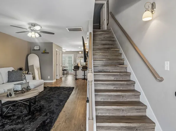 65 Ellington Ter, Clarksville, TN 37040