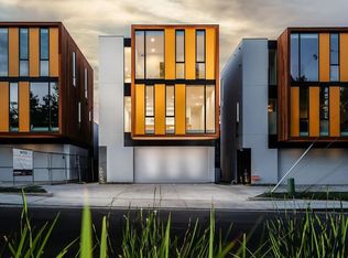 1019 Broadway, Sacramento, CA 95818