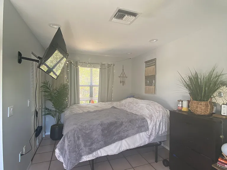 5255 Winding Way — Photo 6