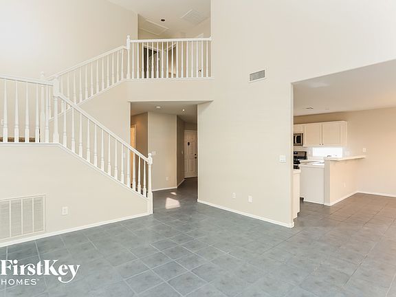 3rd image of 8124 Heavenly Star Cir