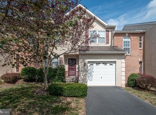 915 Carrington Dr, Red Hill, PA 18076